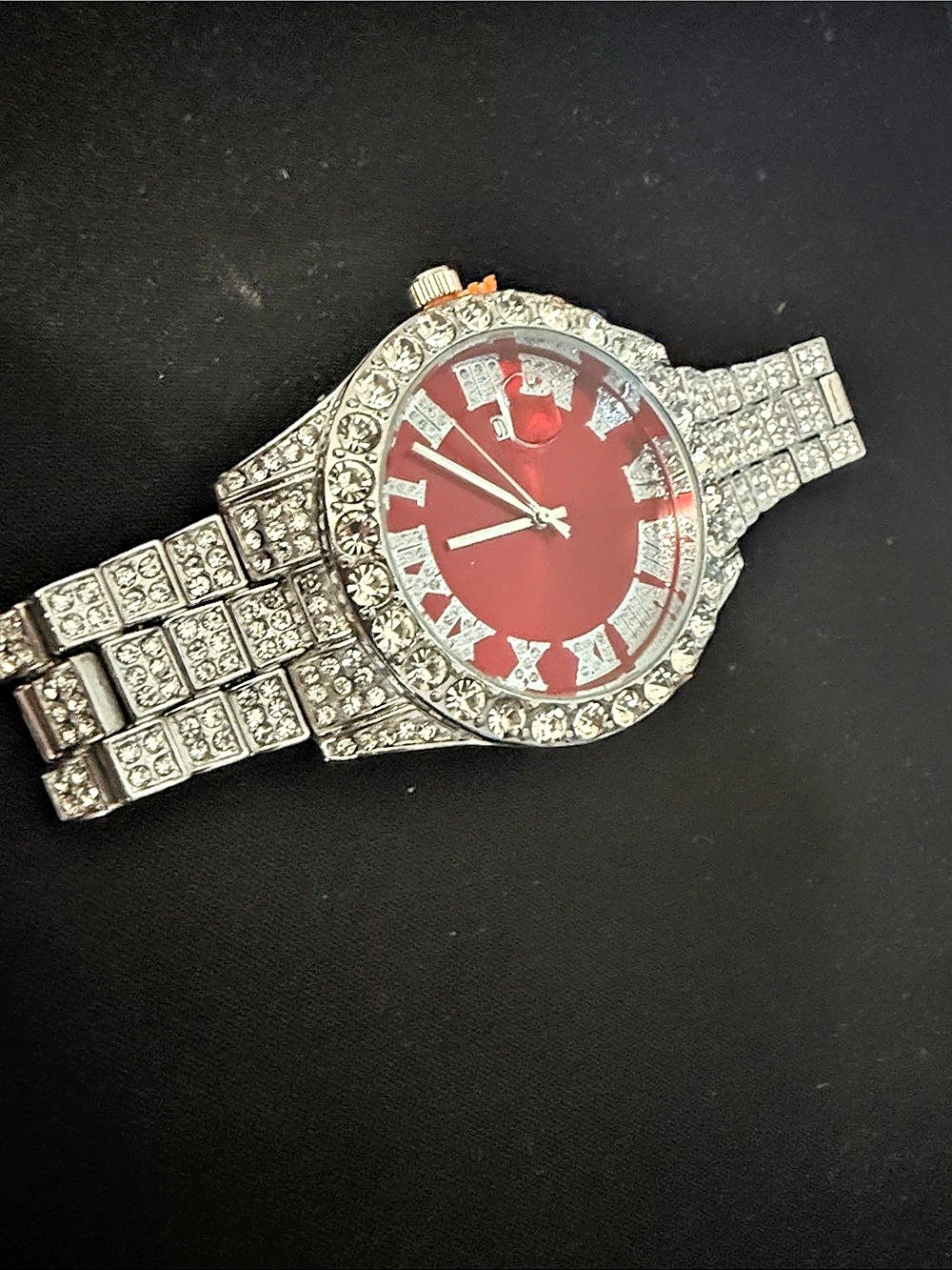 FAKE red watch